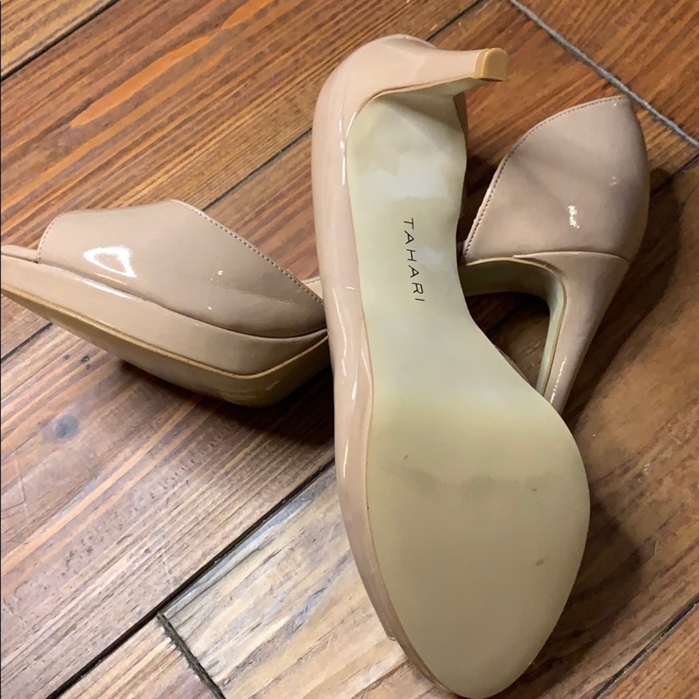 Tahari nude platform heels 8 - Picture 7 of 8